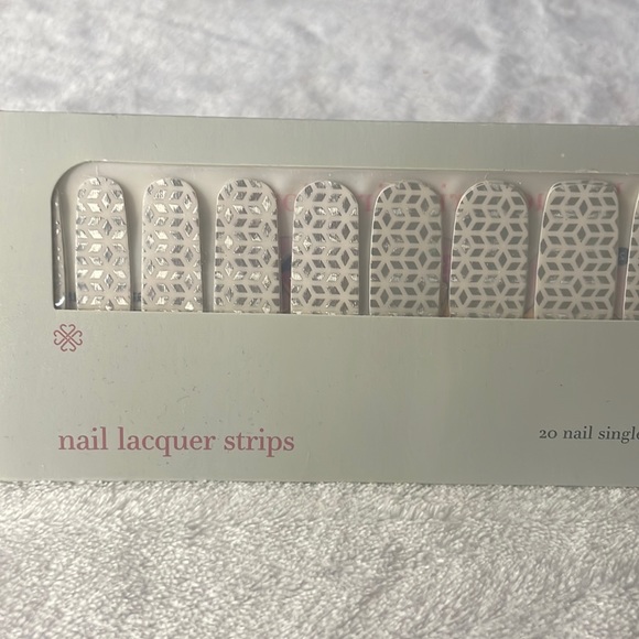 Jamberry Nail Lacquer strips “Modern Frost” - Picture 1 of 4